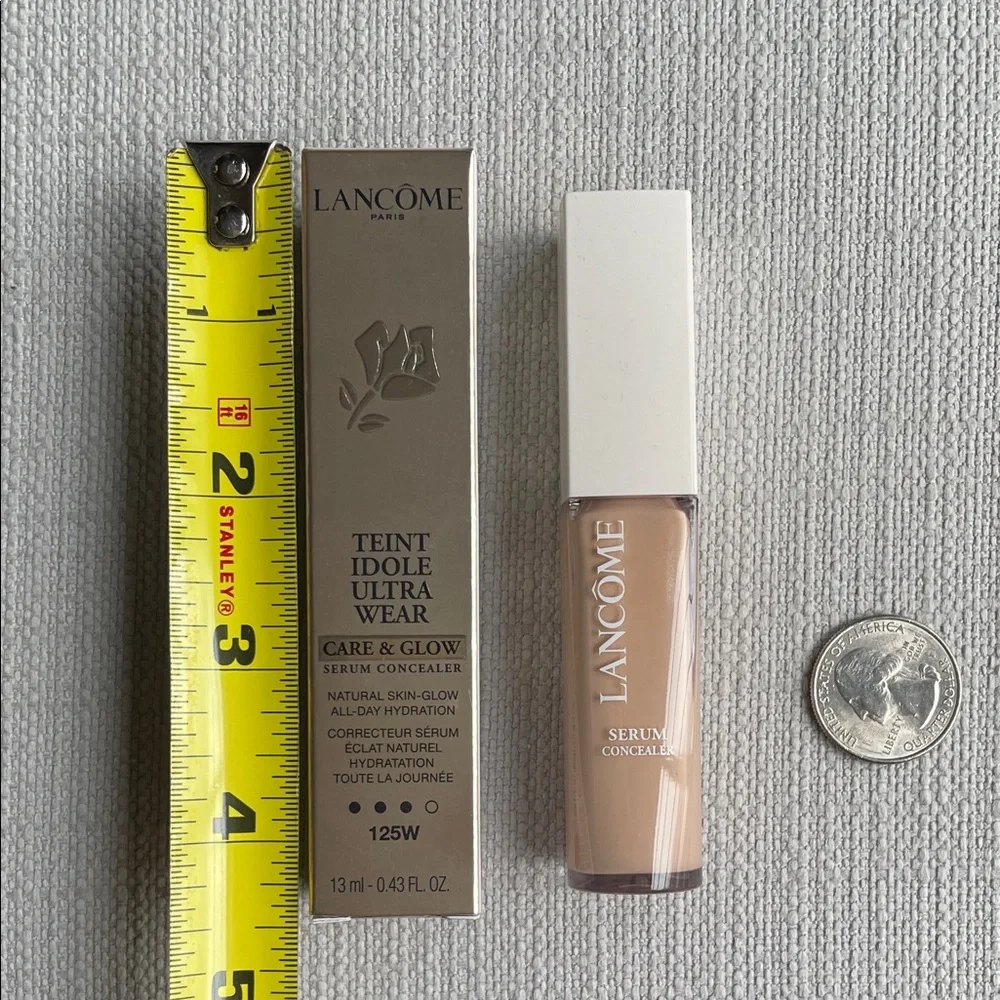 Lancome Teint Idole Ultra Wear care& glow serum Concealer - 125W